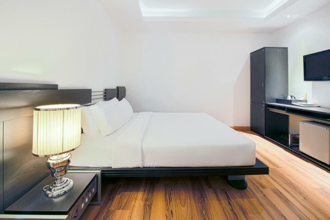 Khách sạn A&em - The Petit 2*